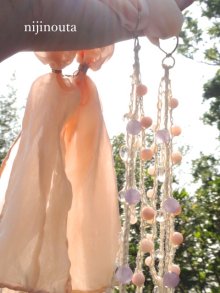 他の写真2: 恋する花∞ピンクオパール・ラベンダーアメシスト・水晶・絹布（茜染め）・真鍮